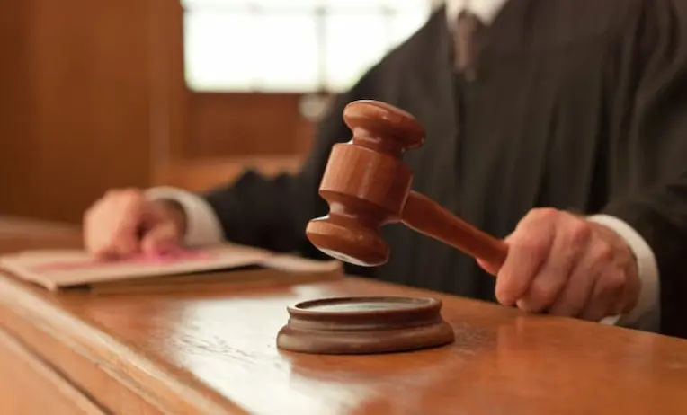مسؤولية المحامي في الاستشارات القانونية بالسعودية
