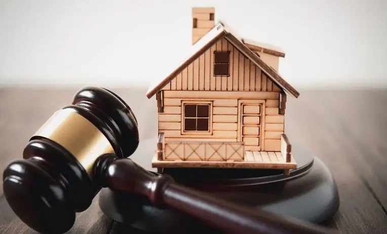 كتابة عقد إيجار منزل عند محامي عقارات